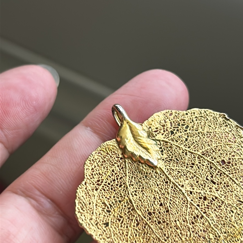 Vtg 24k Gold Dipped Aspen Leaf Pendant - image 5